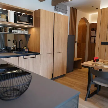 Beli Labod * メドヴォデ